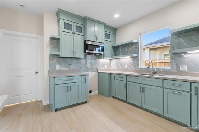 1116 E Evergreen Avenue, San Juan, TX 78589