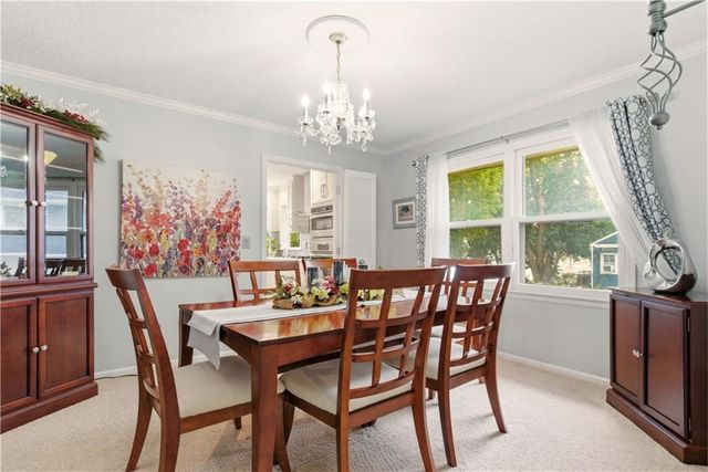 6817 Lakeshore Drive, Raytown, MO 64133