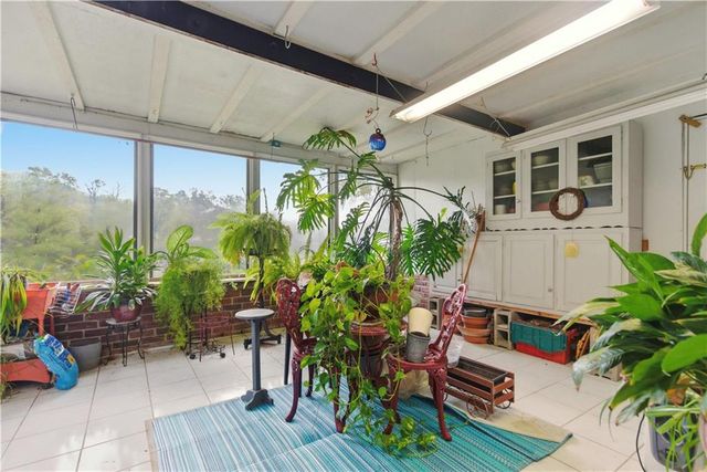 6817 Lakeshore Drive, Raytown, MO 64133