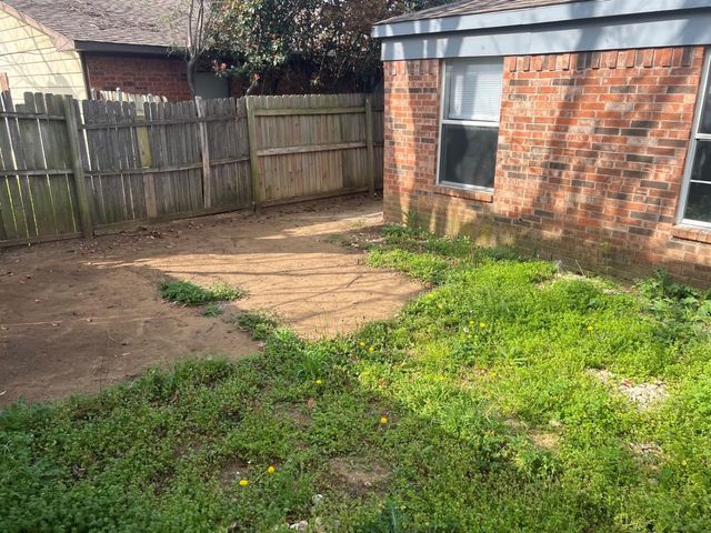 305 Casie Court, Denton, TX 76207