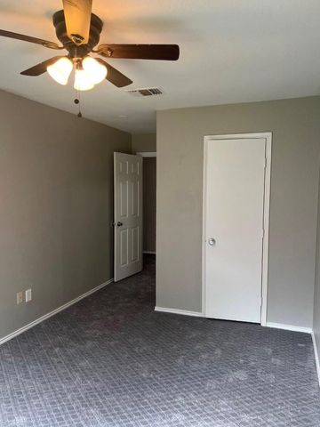 305 Casie Court, Denton, TX 76207