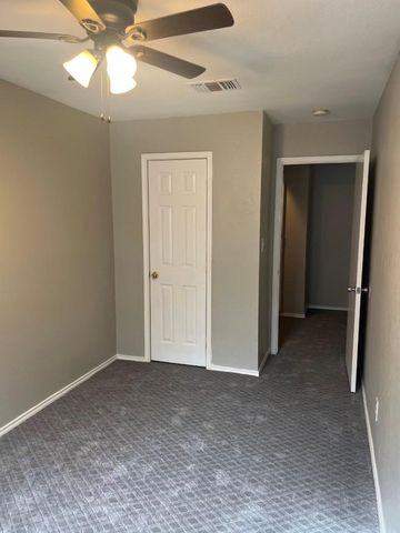 305 Casie Court, Denton, TX 76207