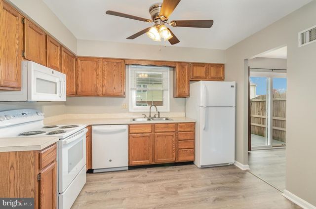501 ALLENVIEW DR, Mechanicsburg, PA 17055