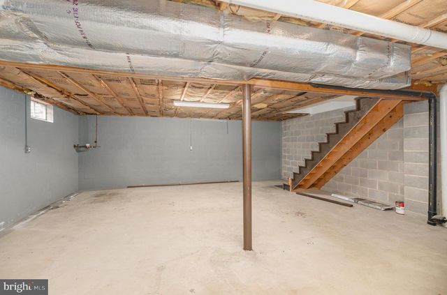 501 ALLENVIEW DR, Mechanicsburg, PA 17055