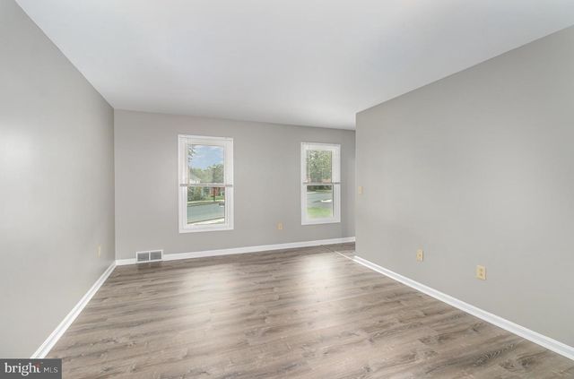 501 ALLENVIEW DR, Mechanicsburg, PA 17055