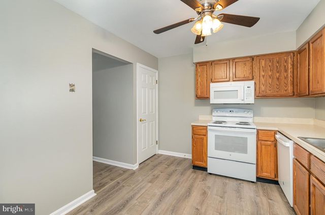501 ALLENVIEW DR, Mechanicsburg, PA 17055