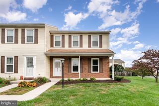 501 ALLENVIEW DR, Mechanicsburg, PA 17055
