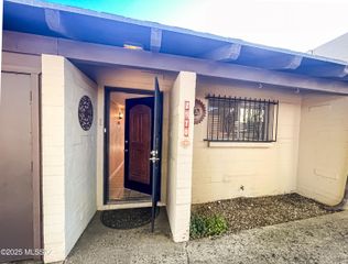 2870 N Beverly Avenue, Tucson, AZ 85712