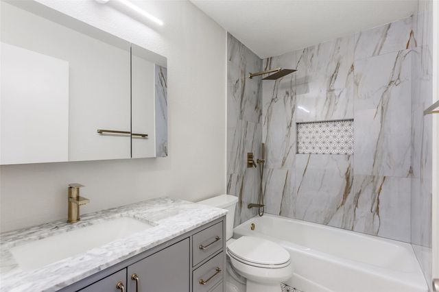 900 Angleton CV, Austin, TX 78748