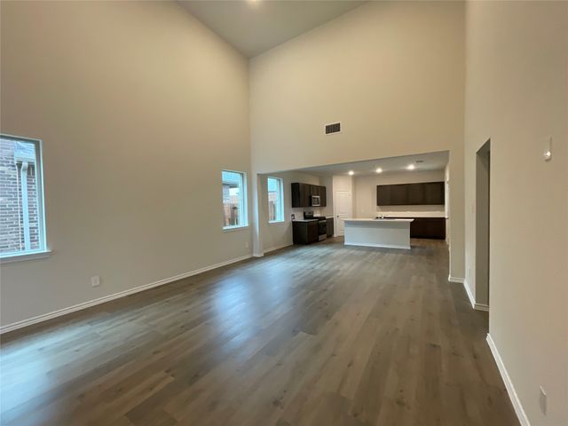 657 Chipper Trails, Lavon, TX 75166