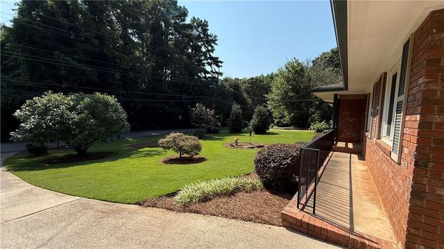 115 Timberland Street, Woodstock, GA 30188