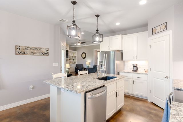 1610 Badger Lane, Lampasas, TX 76550