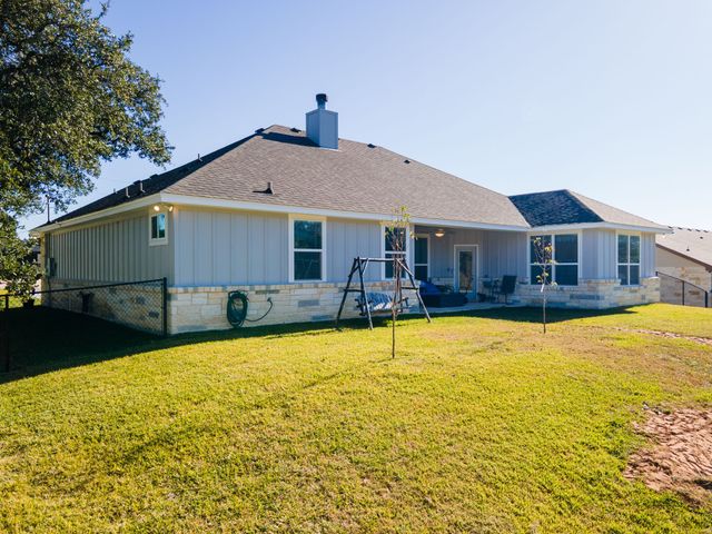 1610 Badger Lane, Lampasas, TX 76550