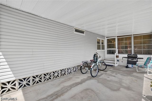 10451 Wales LOOP, Bonita Springs, FL 34135