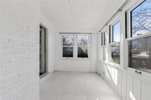 1124 W 77TH Street, Kansas City, MO 64114