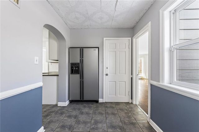 1124 W 77TH Street, Kansas City, MO 64114