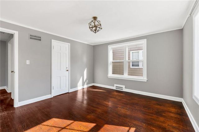 1124 W 77TH Street, Kansas City, MO 64114