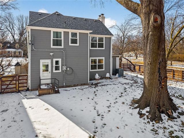 1124 W 77TH Street, Kansas City, MO 64114