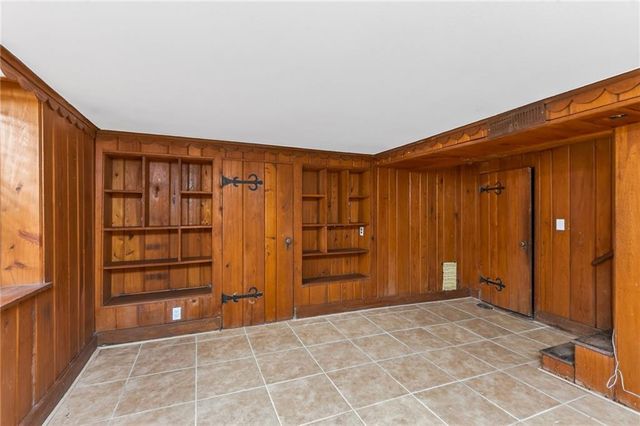 1124 W 77TH Street, Kansas City, MO 64114