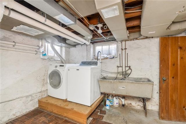 1124 W 77TH Street, Kansas City, MO 64114