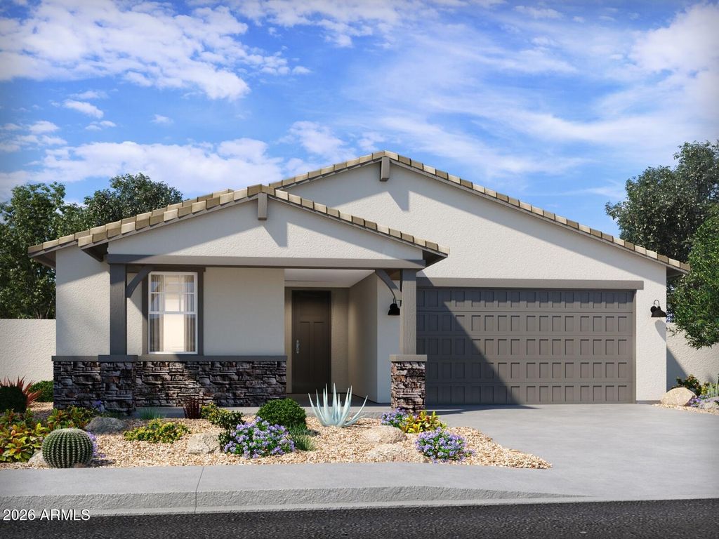 418 W FLATIRON Trail, Apache Junction, AZ 85120