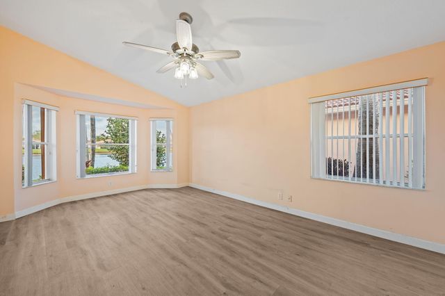 5327 Wycombe Avenue, Boynton Beach, FL 33437