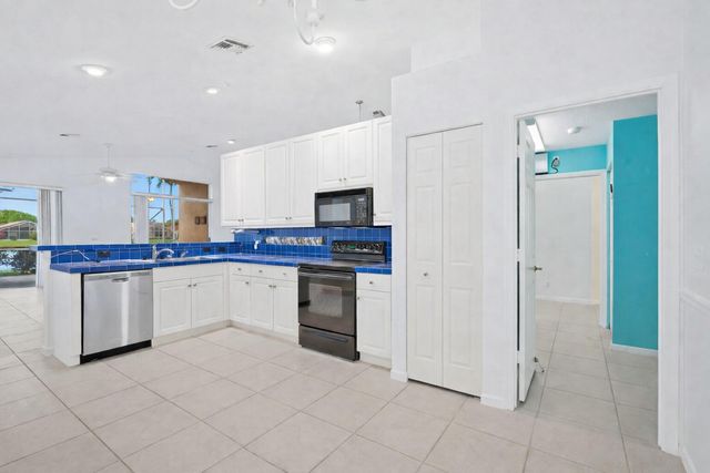 5327 Wycombe Avenue, Boynton Beach, FL 33437