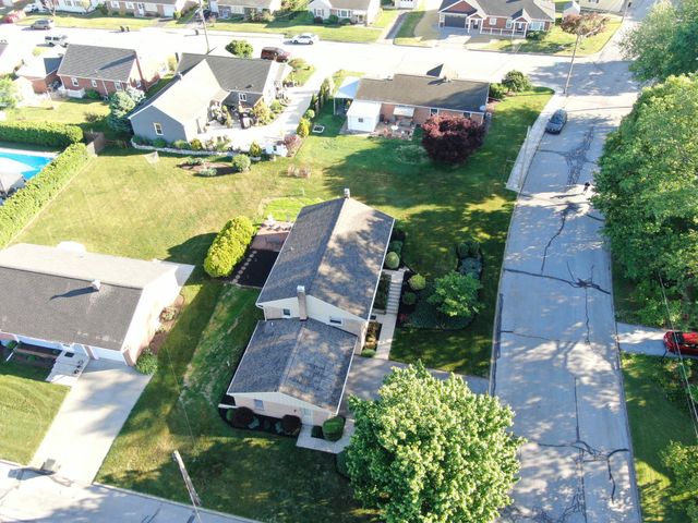 108 S 5TH ST, Akron, PA 17501