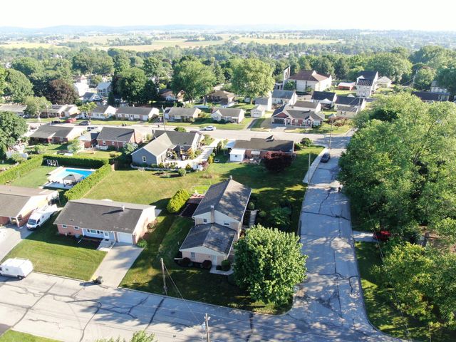108 S 5TH ST, Akron, PA 17501