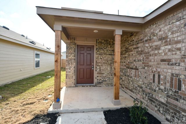 1136 Whitneyway Ln, New Braunfels, TX 78130