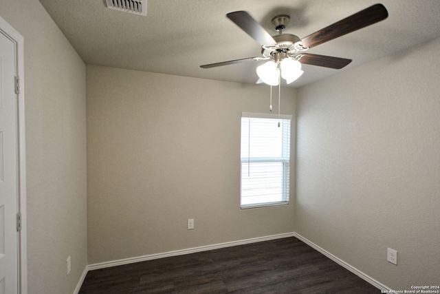 1136 Whitneyway Ln, New Braunfels, TX 78130