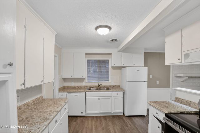 3111 Ponderosa Drive, Jackson, MS 39212