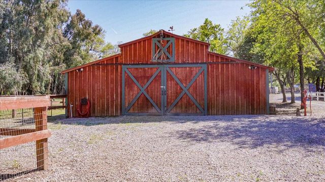 23897 Old 44 Drive, Millville, CA 96062