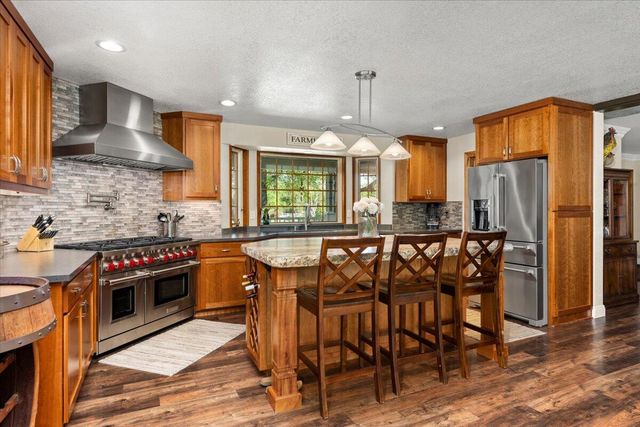 23897 Old 44 Drive, Millville, CA 96062