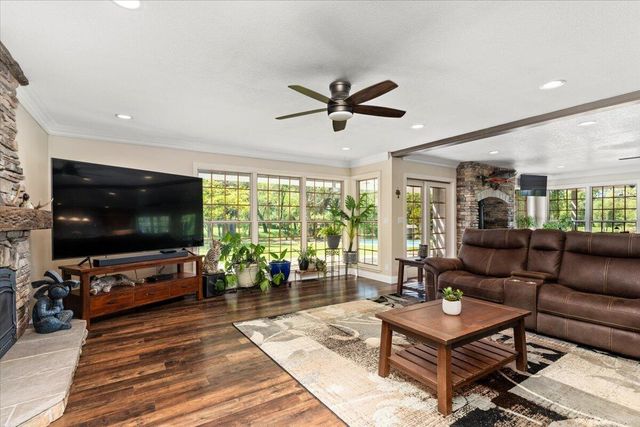 23897 Old 44 Drive, Millville, CA 96062