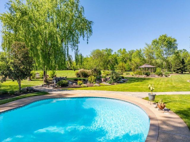 23897 Old 44 Drive, Millville, CA 96062