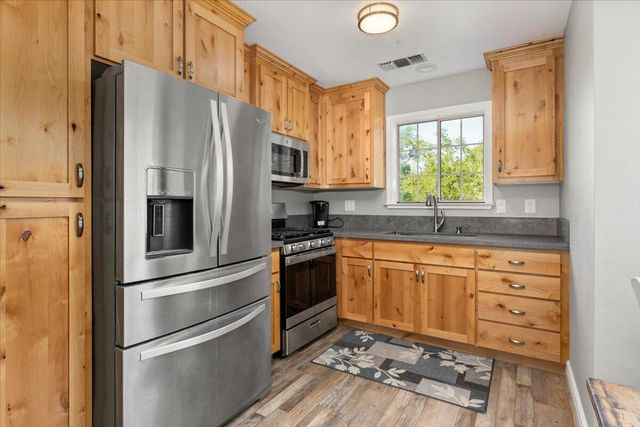 23897 Old 44 Drive, Millville, CA 96062