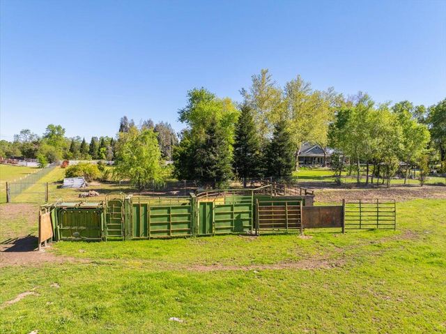 23897 Old 44 Drive, Millville, CA 96062