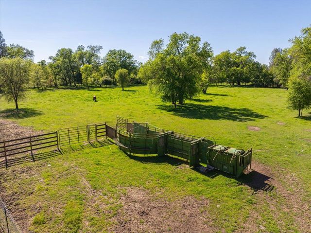 23897 Old 44 Drive, Millville, CA 96062