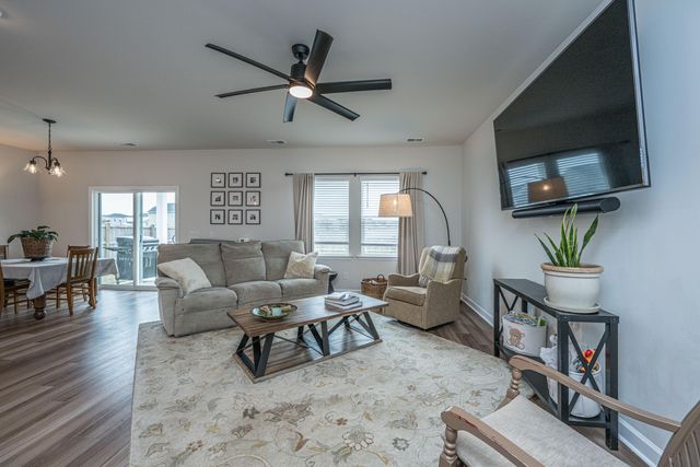 415 Navona Drive, Summerville, SC 29486