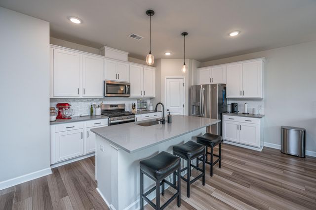 415 Navona Drive, Summerville, SC 29486