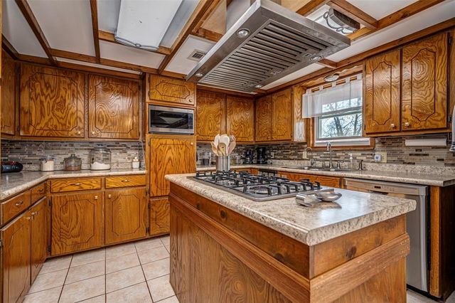 4045 County Road 1510, Stratford, OK 74872