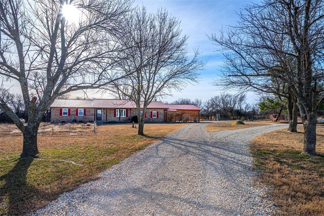 4045 County Road 1510, Stratford, OK 74872