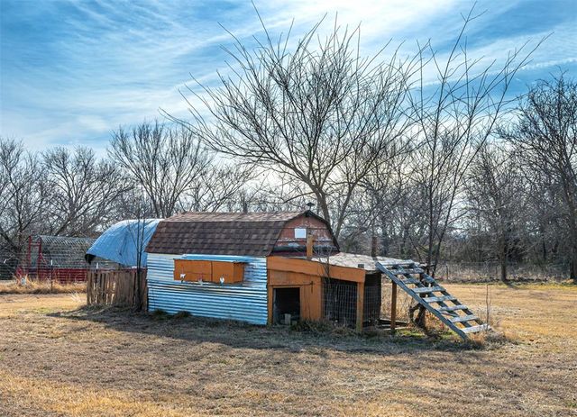 4045 County Road 1510, Stratford, OK 74872