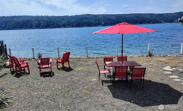10731 NE North Shore Road, Belfair, WA 98528