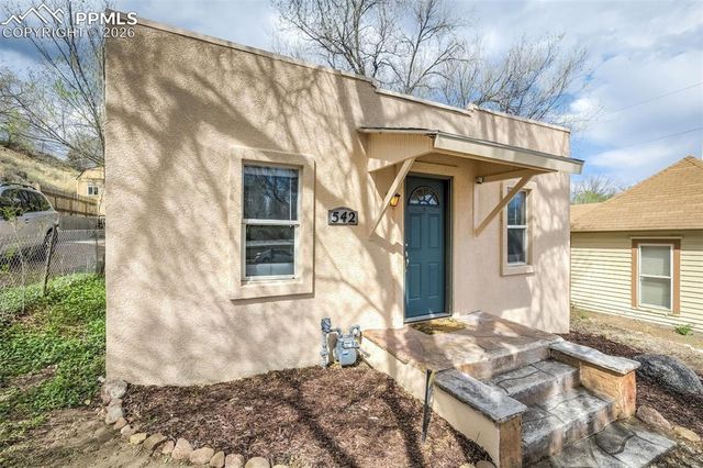 542 W Boulder Street, Colorado Springs, CO 80905