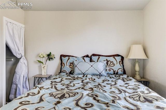 542 W Boulder Street, Colorado Springs, CO 80905