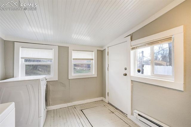 542 W Boulder Street, Colorado Springs, CO 80905