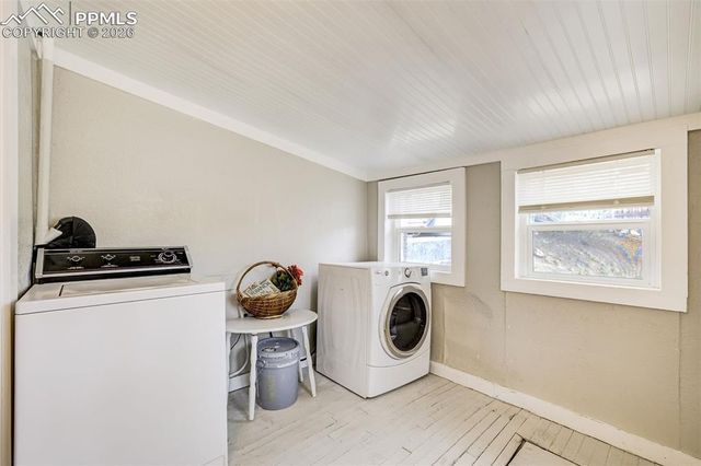 542 W Boulder Street, Colorado Springs, CO 80905