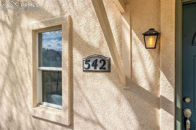 542 W Boulder Street, Colorado Springs, CO 80905